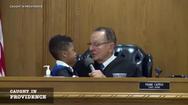 Garsooraha caanka ah ee Maraykanka ahna xiddigga baraha bulshada Frank Caprio ayaa geeriyooday isagoo 88 jir ah, sida ay qoyskiisu sheegeen