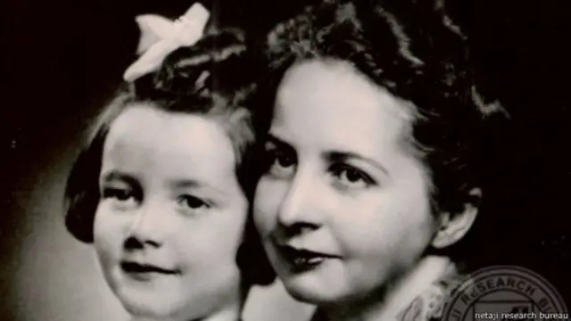 સુભાષ ચંદ્ર બોઝના પત્ની એમિલી અને તેમના દીકરી અનિતા