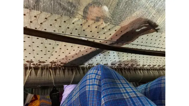 Many of the skills needed to make Dhaka muslin have been lost, so matching the quality of the original fabric is a challenge