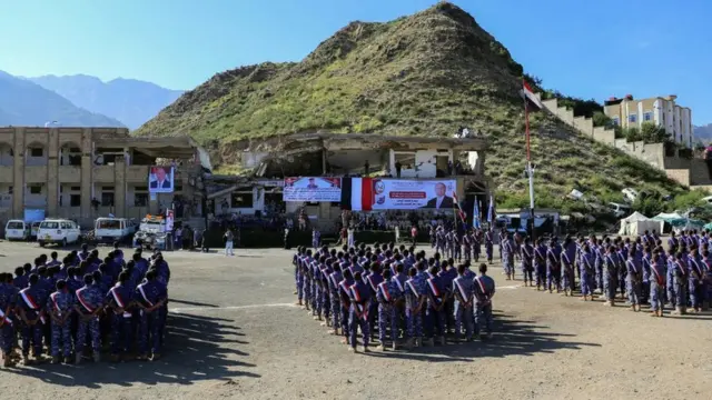 نیروهای دولتی