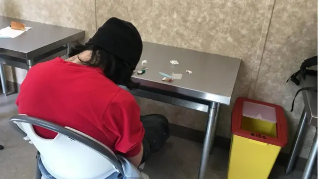 Человек употребил дозу на "Площадке 62"