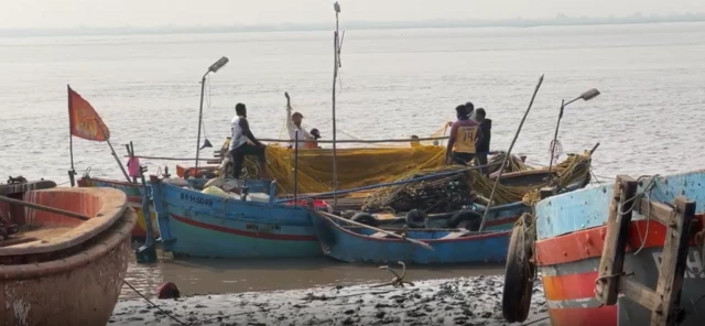 ભાડભૂતના નર્મદા કિનારે માછીમારો