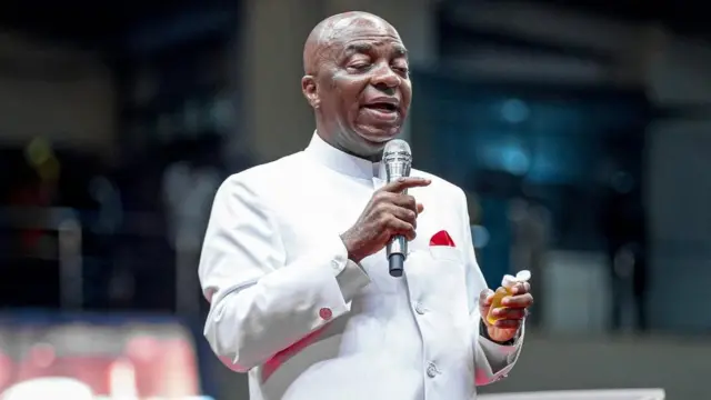 Bishọpụ David Oyedepo