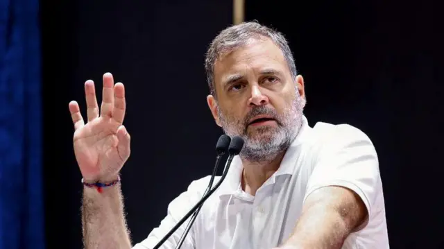 राहुल गांधी 