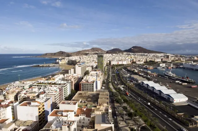 加那利群島對於英國至美洲的航線有重要的戰略意義，是輪船橫渡大西洋前最後一處補充燃料的海港。