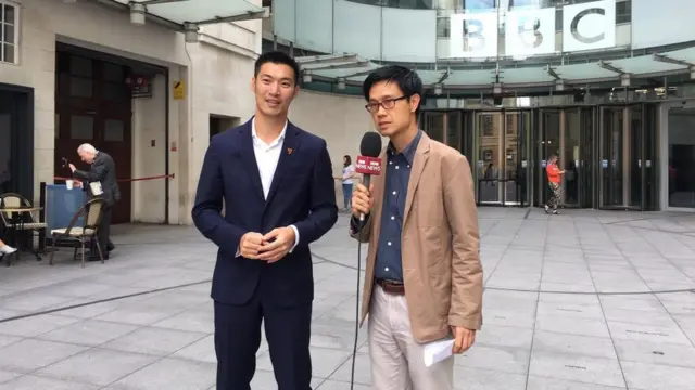 ธนาธร จึงรุ่งเรืองกิจ