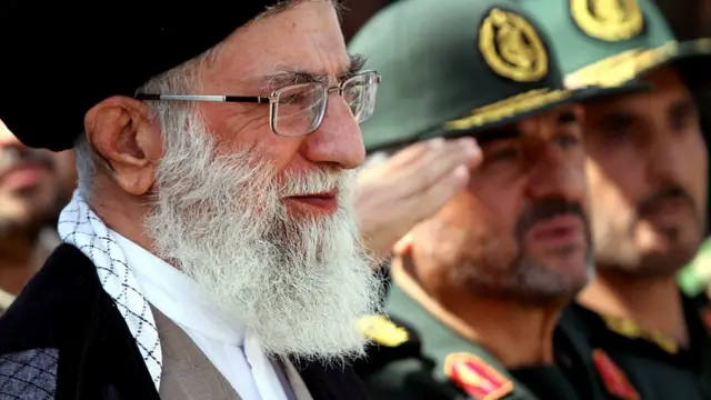 جعفری - خامنه ای