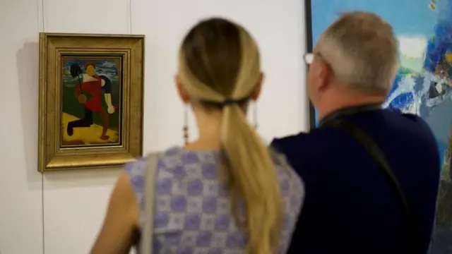 "Человек с лопатой" в галерее