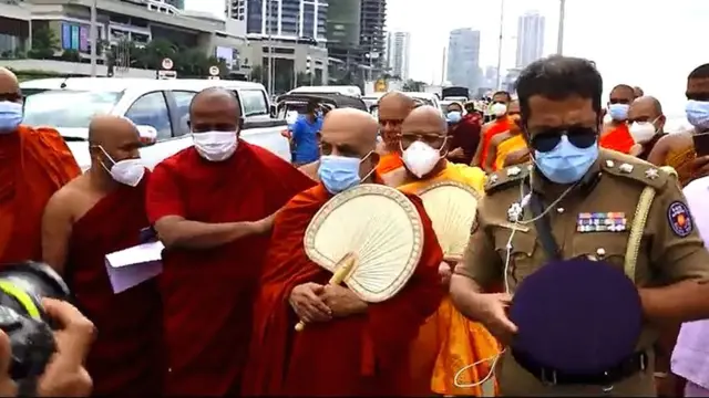 භික්ෂූන් වහන්සේ උද්ඝෝෂණයේ