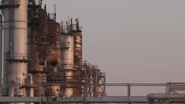 منشأة نفطية