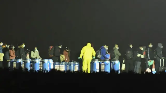 चीनबाट उद्धार गरेर नेपाल ल्याइएका विद्यार्थीहरू