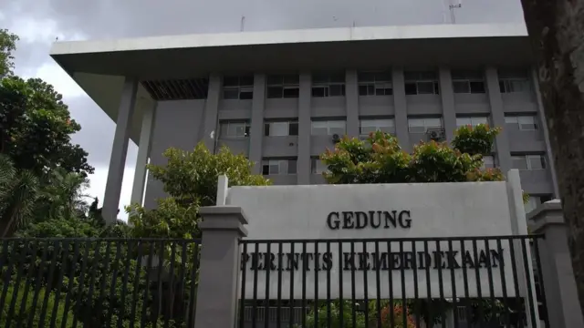Gedung Pola