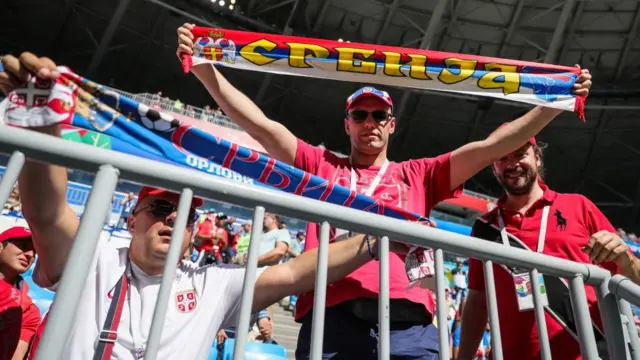 Aficionados de Serbia en el partido contra Costa Rica en el Mundial Rusia 2018