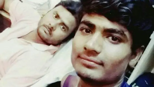 कोच ब्रजेश झा के साथ अनुकूल राय