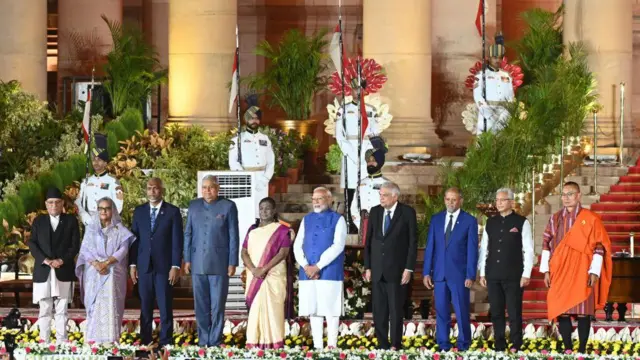 प्रधानमंत्री नरेंद्र मोदी के शपथग्रहण समारोह में शामिल हुए पड़ोसी देशों के तत्कालीन राष्ट्रप्रमुख
