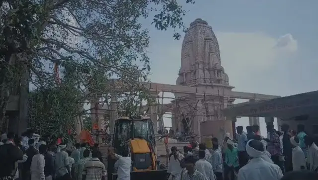 यशवाडीत मंदिराचा गाभारा कोसळून 5 भाविकांचा मृत्यू