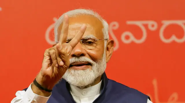 नरेंद्र मोदी