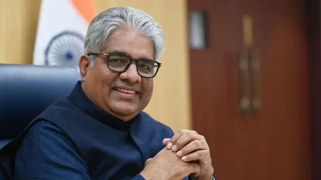 কেন্দ্রীয় পরিবেশমন্ত্রী ও বিজেপি নেতা ভূপেন্দ্র যাদব, যিনি তৃণমূলের সংসদীয় দল ভাঙাতে সক্রিয় ভূমিকায় ছিলেন