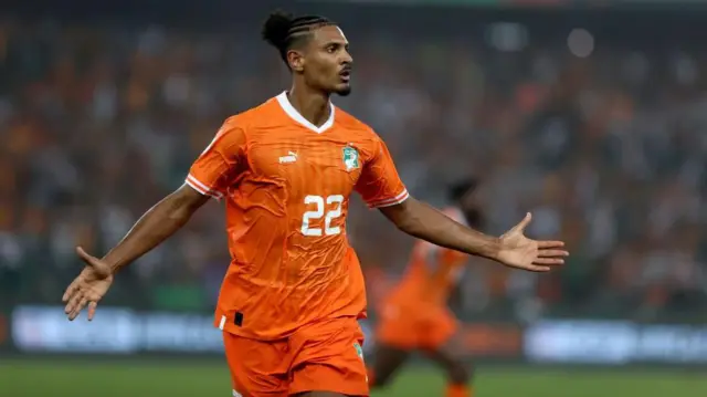 Taphataa Ayivorii Koost, Sebaastiyaan