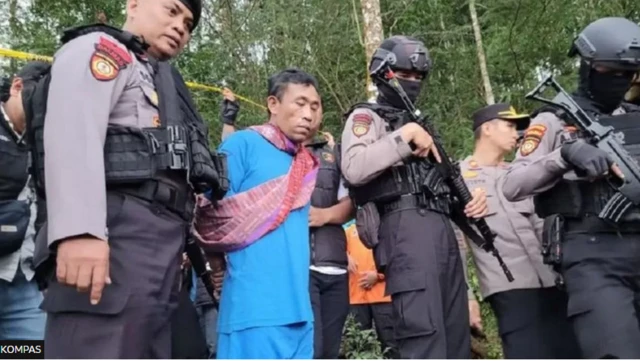 ငွေပြန်တောင်းတဲ့သူတွေကို အဆိပ်ခတ်သတ်တဲ့ နတ်ဆရာ အဖမ်းခံရ
