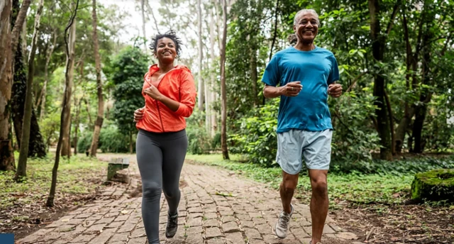 Mace da namiji na motsa jiki 