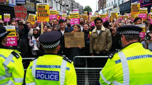 పోలీసులు