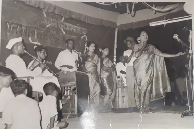 तमाशाचा उगम नेमका कधी झाला याबद्दल अनेकांनी लिहिले आहे. 
