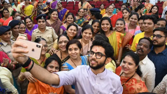 आदित्य ठाकरे, शिवसेना,