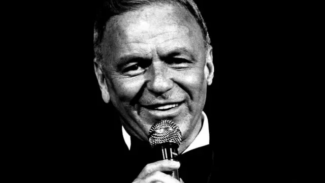 பிரபல அமெரிக்க பாடகர் ஃபிராங்க் சினாட்ரா