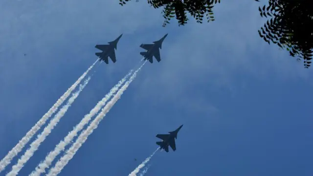 ভারত-পাকিস্তান উত্তেজনায় আলোচনায় এসেছে যুদ্ধবিমান