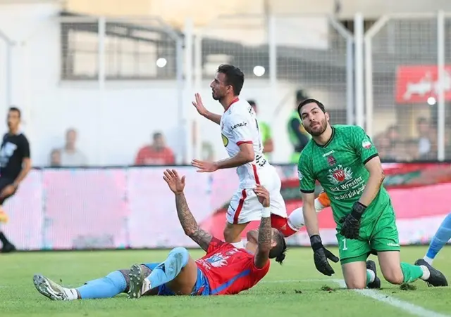 بازی پرسپولیس و نساجی