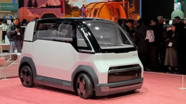 کیا کانسپتی از ون کوچک‌تر PV1 را در لاس‌وگاس رونمایی کرد