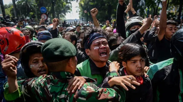 demo DPR, Brimob, affan kurniawan