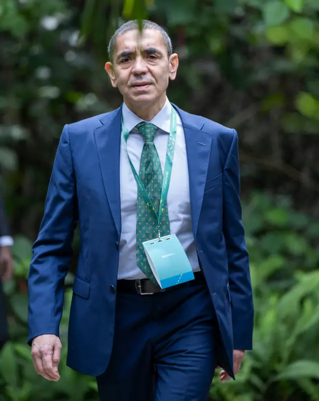 Prof Uğur Şahin inzobere mu ndwara za cancer n'imikorere y'ubwirinzi bw'umubiri, niwe mukuru w'uruganda BioNTech, aha yari i Kigali kuwa mbere