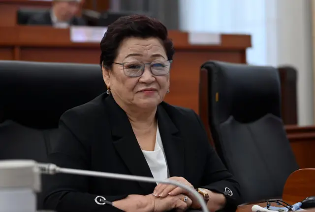 Жогорку Кеңештин депутаты Шарапаткан Мажитова 