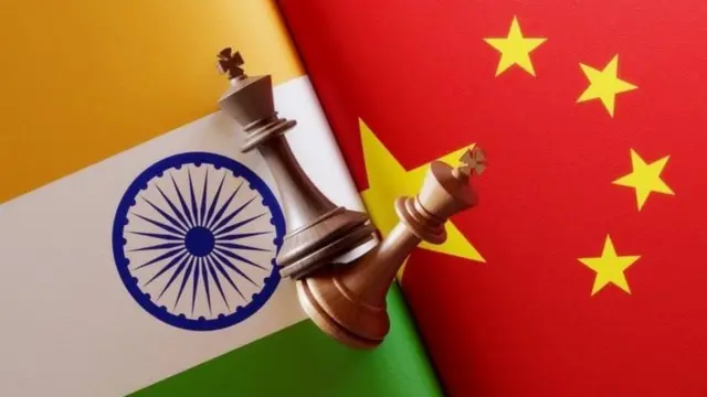 இந்தியா சீனா கொடிகள்