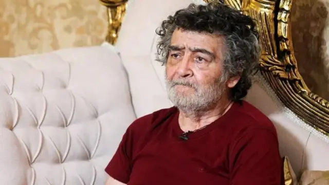 آقای رویگری صبح چهارشنبه یکم بهمن ۱۴۰۴ بر اثر سکته قلبی در تهران درگذشت