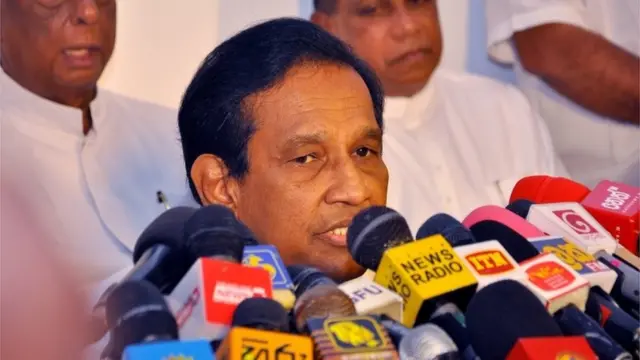 သတင်းစာရှင်းလင်းပွဲမှာ တွေရတဲ့ အစိုးရ ပြောခွင့်ရ ရာဂျီတာဆေနာရတ်နာ။