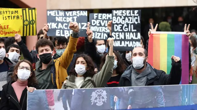 Boğaziçi Üniversitesi öğrencilerine destek amacıyla birçok üniversitede eylemler gerçekleştirildi.