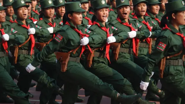 ရေရှည်တည်တံ့တဲ့ ငြိမ်းချမ်းရေးကိုရရှိဖို့၊ ဒီမိုကရေစီ၊ တိုင်းရင်းသားအခွင့်အရေး၊ တန်းတူရေးနဲ့ ညီညွတ်ရေး တို့ကို တစ်နိုင်ငံလုံးပစ်ခတ်တိုက်ခိုက်မှုရပ်စဲရေး စာချုပ်မှာ လက်မှတ်ရေးထိုးမှသာ နိုင်ငံရေး စားပွဲဝိုင်းမှာ ဆွေးနွေးနိုင်မှာဖြစ်တယ်