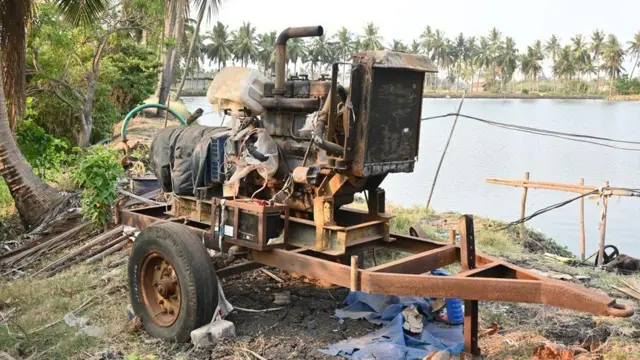 పెట్రోల్, డీజిల్, కొరత, ఇంధనం, వ్యవసాయం, చేపలు, రొయ్యలు, రైతులు, పంట, కూలీలు, గోదావరి జిల్లాలు