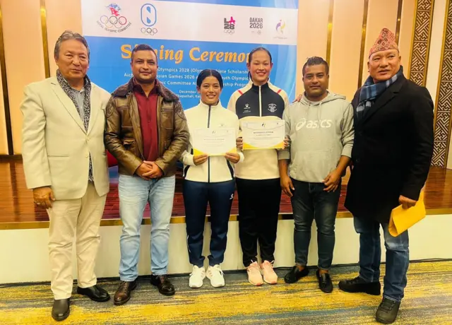 २२ एसियाली खेलकुदको छात्रबृति पाएका करातेकी एरिका गुरुङ र सानुमाया थिङको सम्झौता कार्यक्रममा 