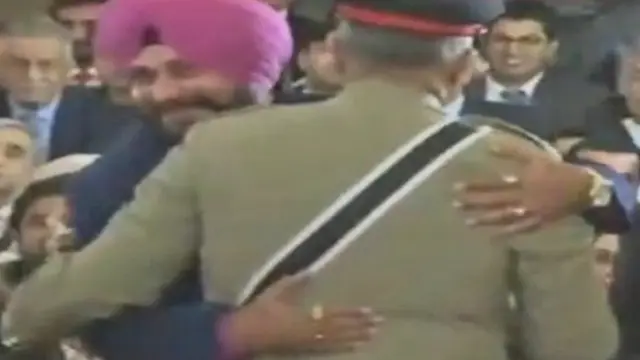 سدھو کی آرمی چیف جنرل باجوہ سے ملاقات