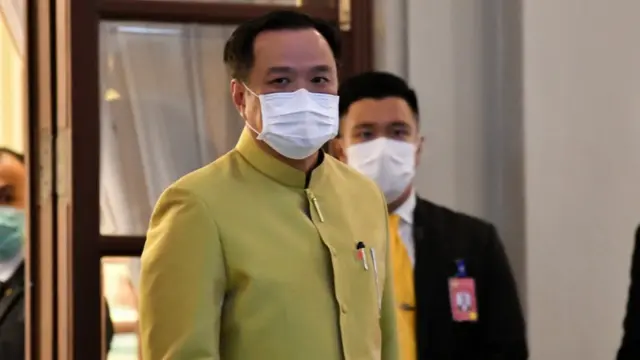 อนุทิน ชาญวีรกูล