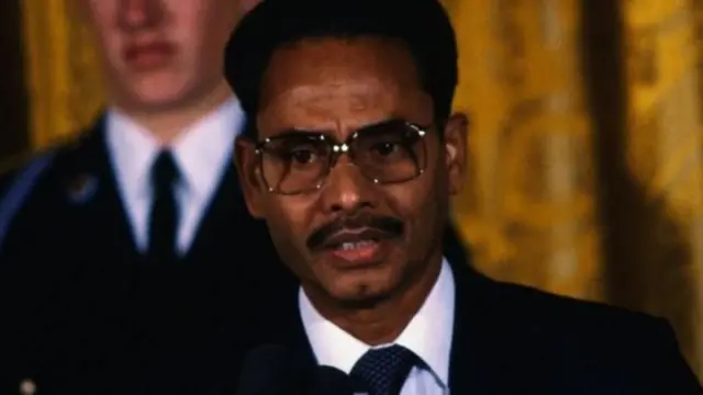 জেনারেল এইচ এম এরশাদ 