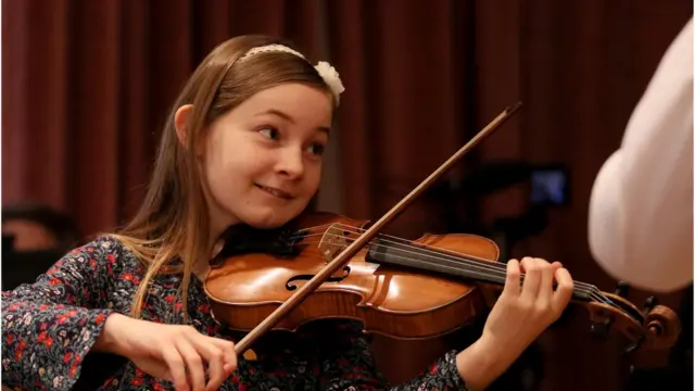 อัลม่า ดอยท์เช่อร์ อายุ 11 ขวบ