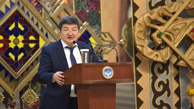 Акылбек Жапаров