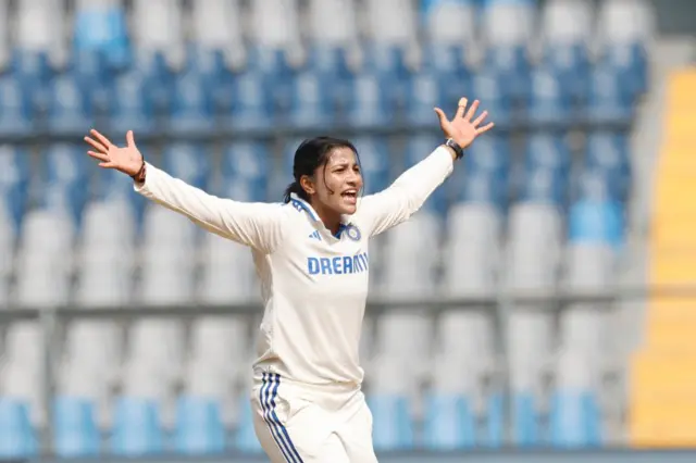 स्नेह राणा