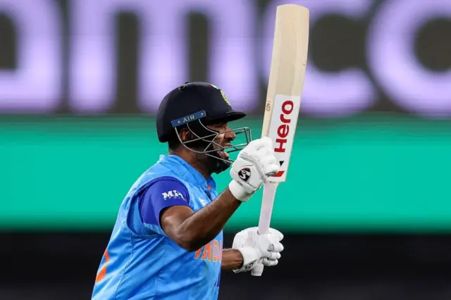 ரவிச்சந்திரன் அஸ்வின்