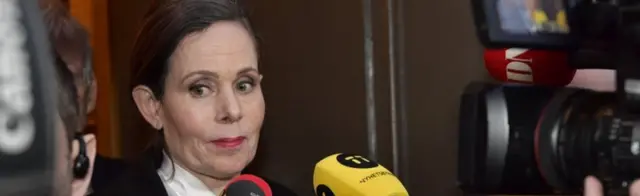 رئيسة الأكاديمية المستقيلة برفسور سارا دانيوس